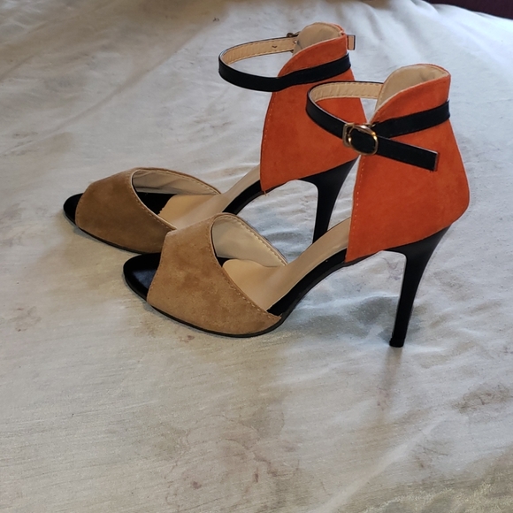 No Name shoes - Picture 3 of 5